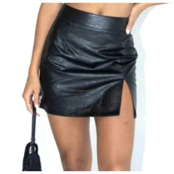 LIONESS Rizzo Vegan Leather Mini Skirt - Size XS - Picture 1 of 5